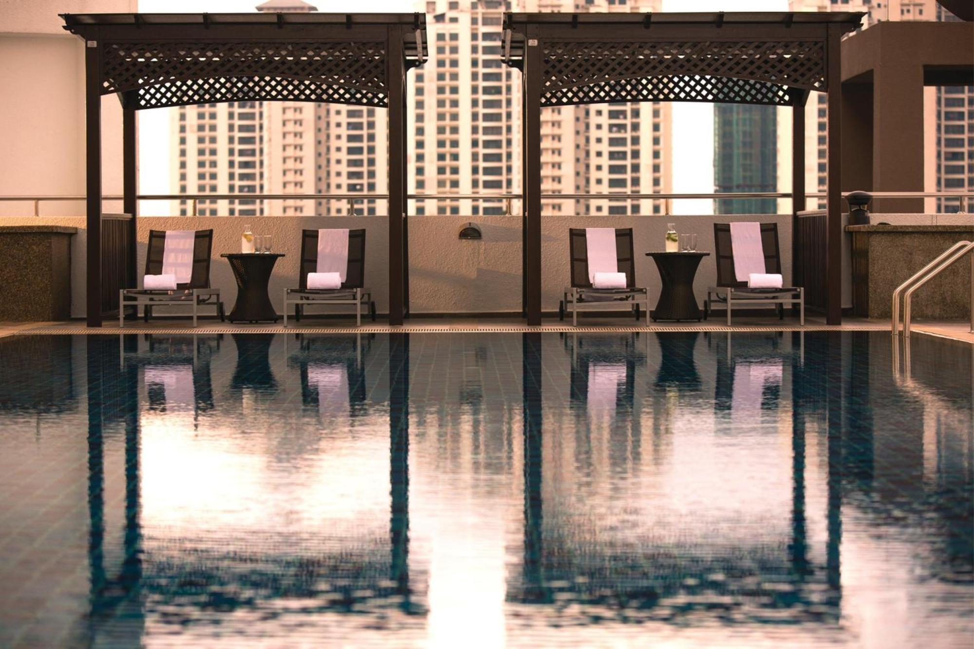 Renaissance Hotel 5*